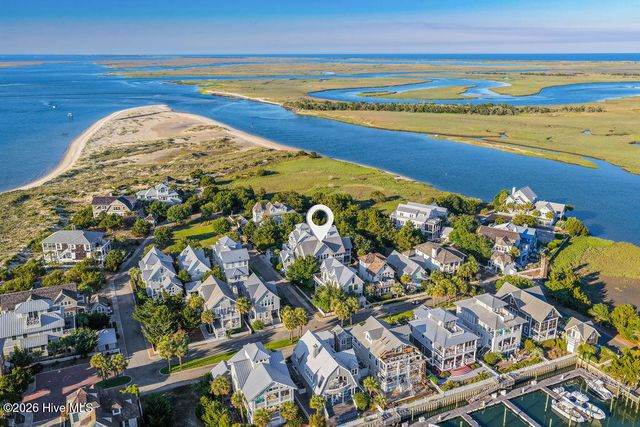 80 Turks Head Court, Southport, NC 28461