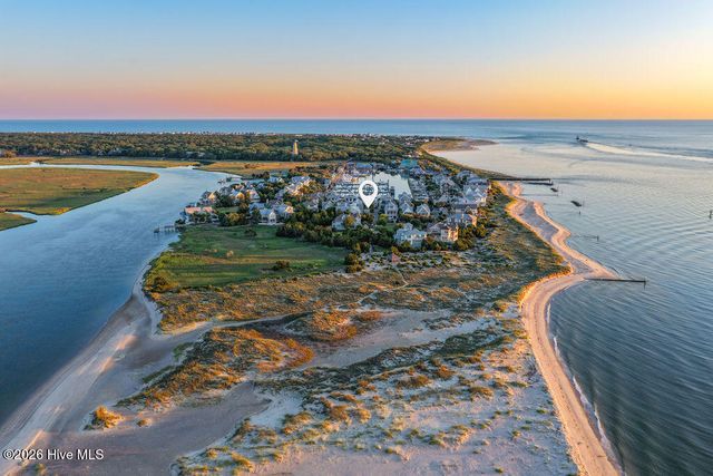 80 Turks Head Court, Southport, NC 28461