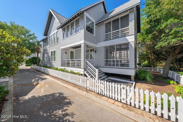 80 Turks Head Court, Southport, NC 28461