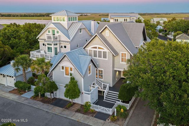 80 Turks Head Court, Southport, NC 28461