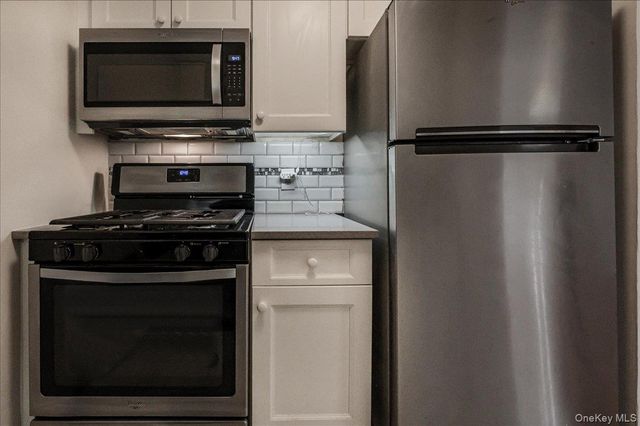 4 BIRCHWOOD 1B, Mineola, NY 11501