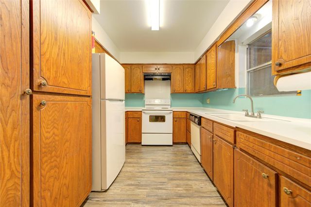 6723 Tarnef Drive 723, Houston, TX 77074