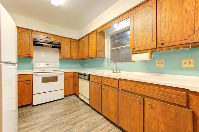 6723 Tarnef Drive 723, Houston, TX 77074