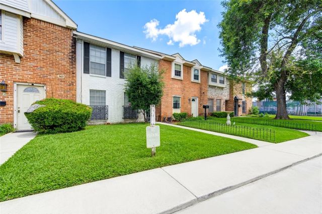 6723 Tarnef Drive 723, Houston, TX 77074