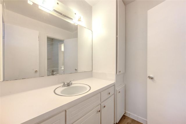 6723 Tarnef Drive 723, Houston, TX 77074