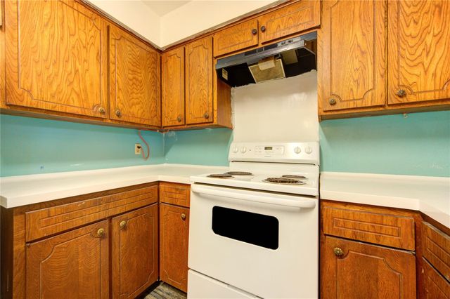 6723 Tarnef Drive 723, Houston, TX 77074