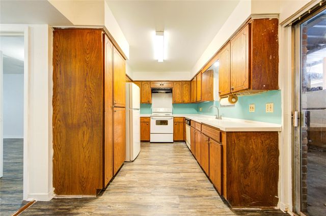 6723 Tarnef Drive 723, Houston, TX 77074