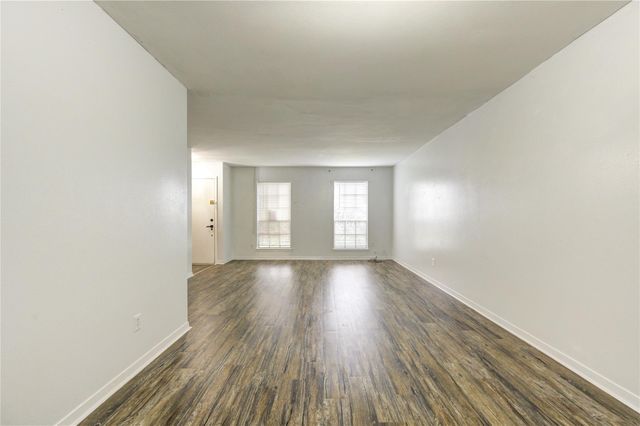 6723 Tarnef Drive 723, Houston, TX 77074