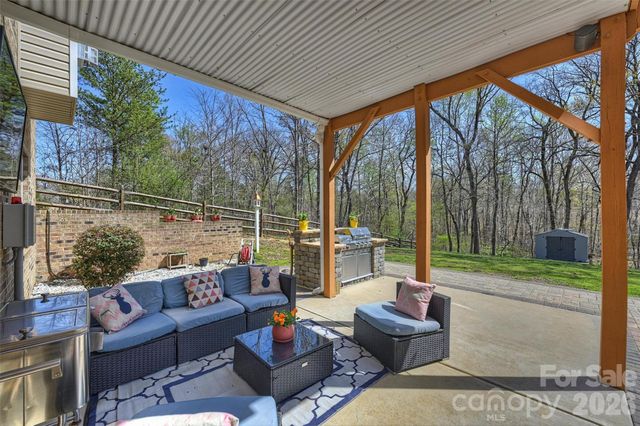 461 Swift Creek Cove, Clover, SC 29710