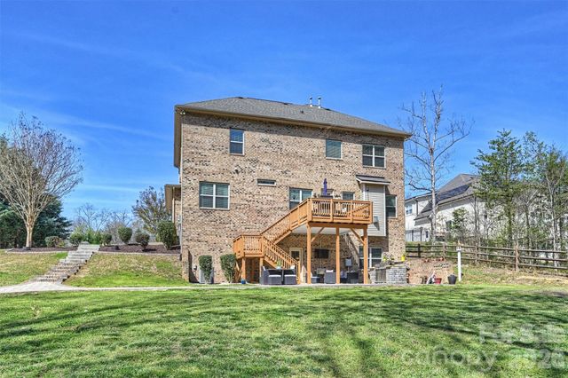 461 Swift Creek Cove, Clover, SC 29710