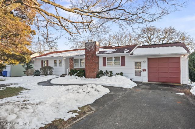 31 East Drive, Toms River, NJ 08753
