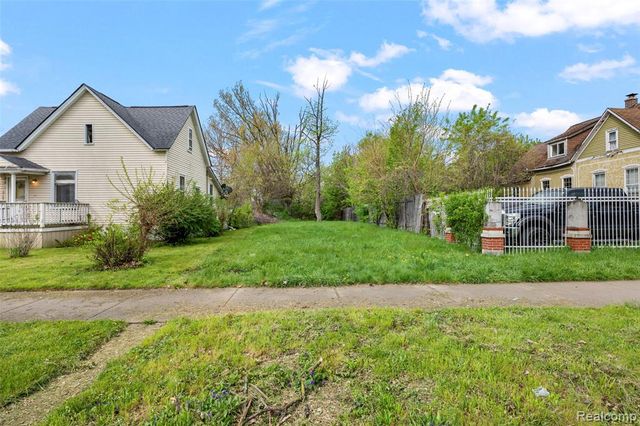 2105 25th Street, Detroit, MI 48216