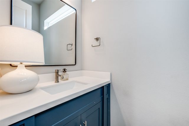 1262 N Prairie Avenue, Dallas, TX 75204