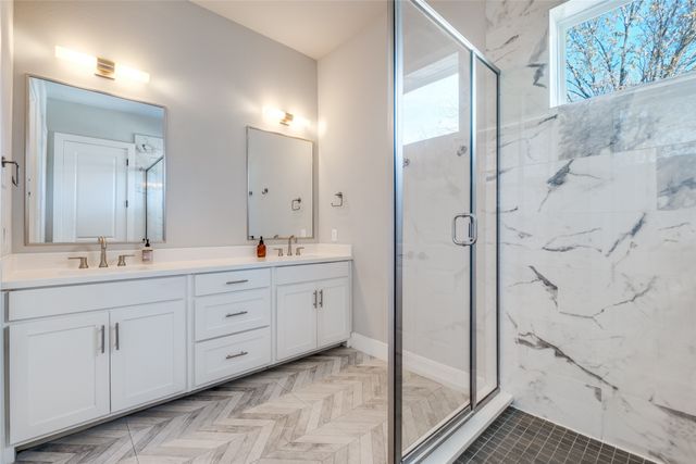 1262 N Prairie Avenue, Dallas, TX 75204