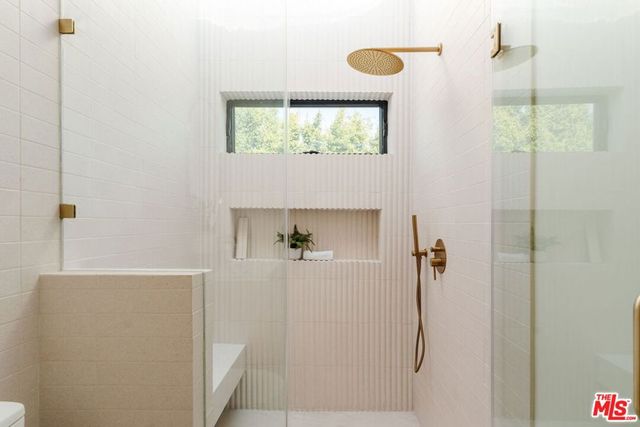 1611 S Bedford Street, Los Angeles, CA 90035