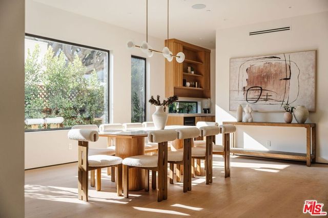 1611 S Bedford Street, Los Angeles, CA 90035