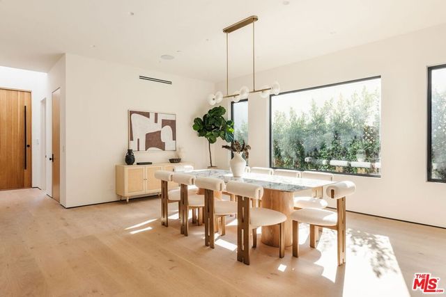 1611 S Bedford Street, Los Angeles, CA 90035