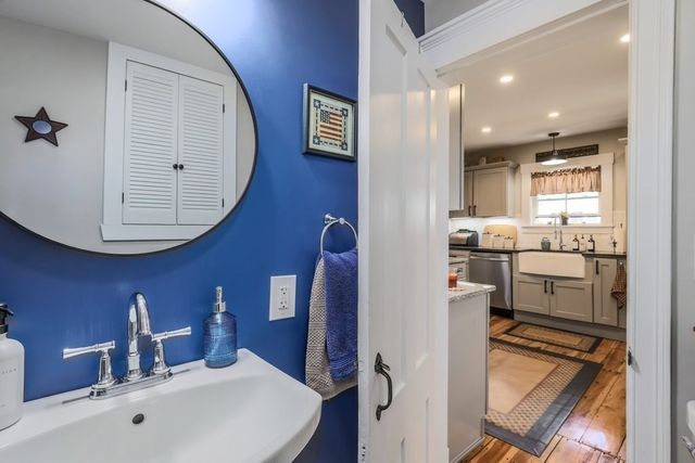 11 High St, West Brookfield, MA 01585