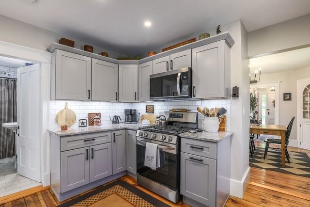 11 High St, West Brookfield, MA 01585