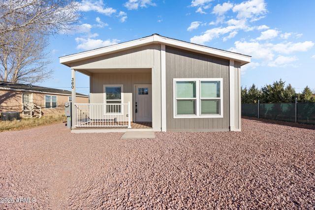 360 W GRANADA Drive, Paulden, AZ 86334