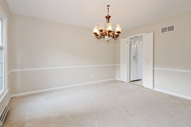 18w736 Oak Brook Road, Oak Brook, IL 60523