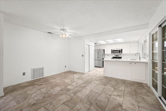 8997 Gainsboro Way, Sacramento, CA 95826