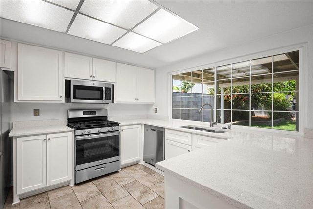 8997 Gainsboro Way, Sacramento, CA 95826