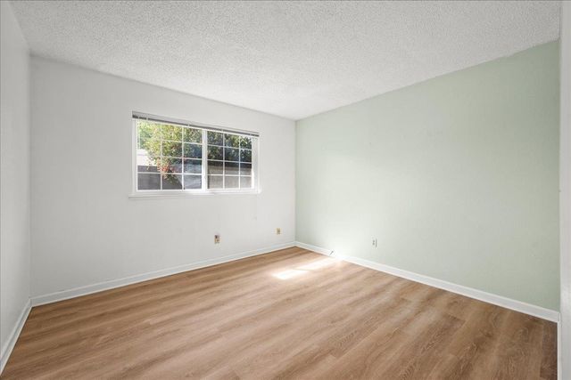 8997 Gainsboro Way, Sacramento, CA 95826