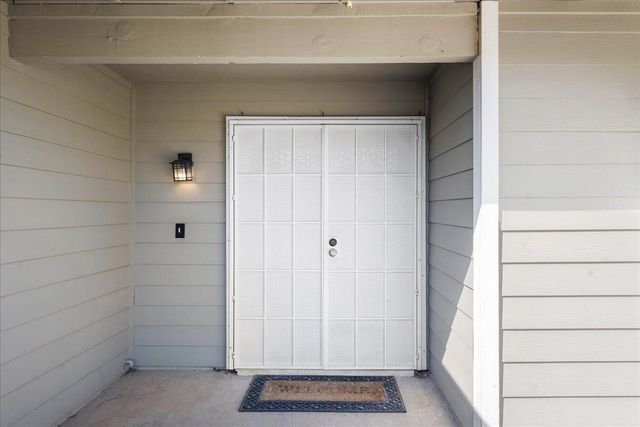 8997 Gainsboro Way, Sacramento, CA 95826