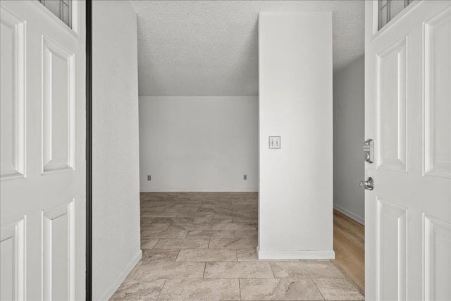 8997 Gainsboro Way, Sacramento, CA 95826