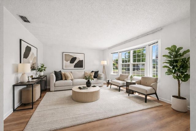 8997 Gainsboro Way, Sacramento, CA 95826