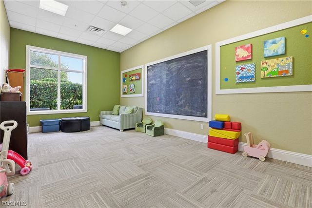 3177 Royal Gardens AVE, Fort Myers, FL 33916