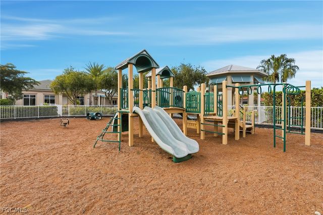 3177 Royal Gardens AVE, Fort Myers, FL 33916