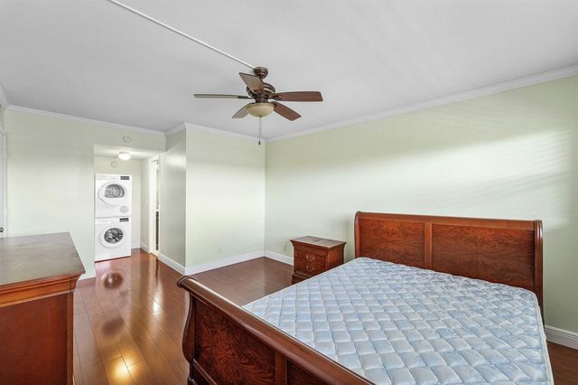 3150 NE 48th Court 411, Lighthouse Point, FL 33064