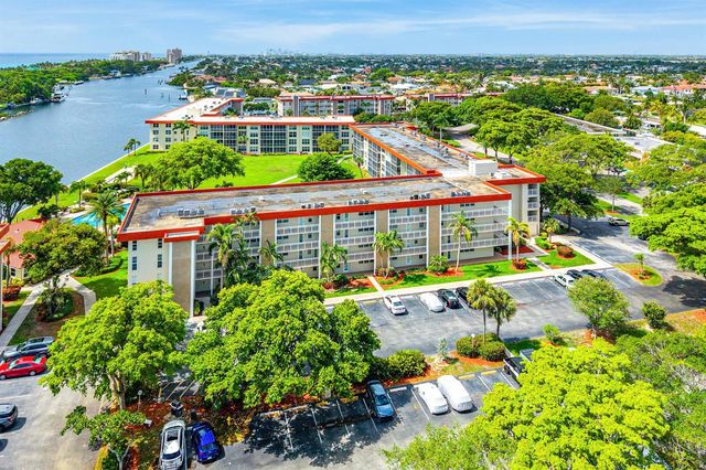 3150 NE 48th Court 411, Lighthouse Point, FL 33064