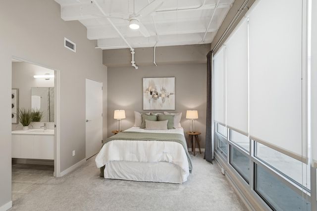 120 Main Street, 205, Newport, KY 41071