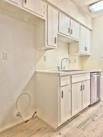 14515 Wunderlich Drive 1704, Houston, TX 77069