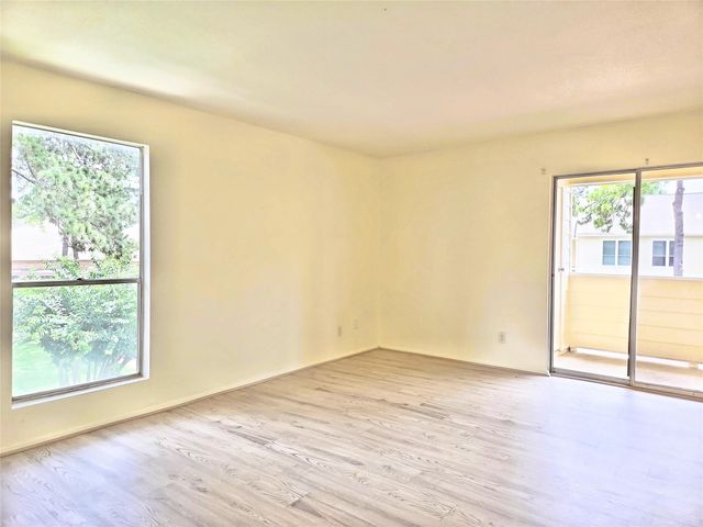 14515 Wunderlich Drive 1704, Houston, TX 77069