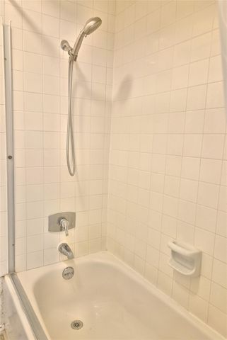 14515 Wunderlich Drive 1704, Houston, TX 77069