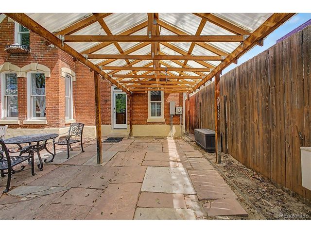 2504 Glenarm Pl, Denver, CO 80205