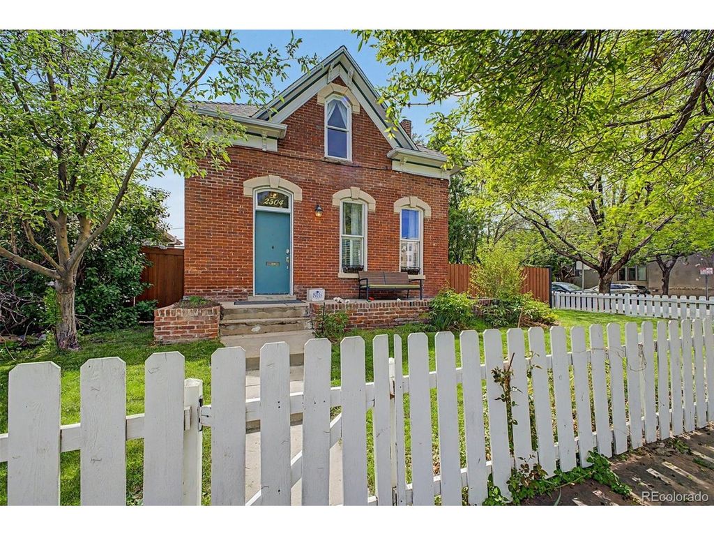 2504 Glenarm Pl, Denver, CO 80205
