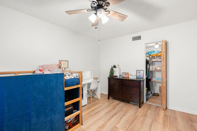 3000 Riverside Dr 302-1, Coral Springs, FL 33065