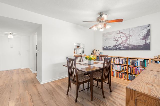 3000 Riverside Dr 302-1, Coral Springs, FL 33065