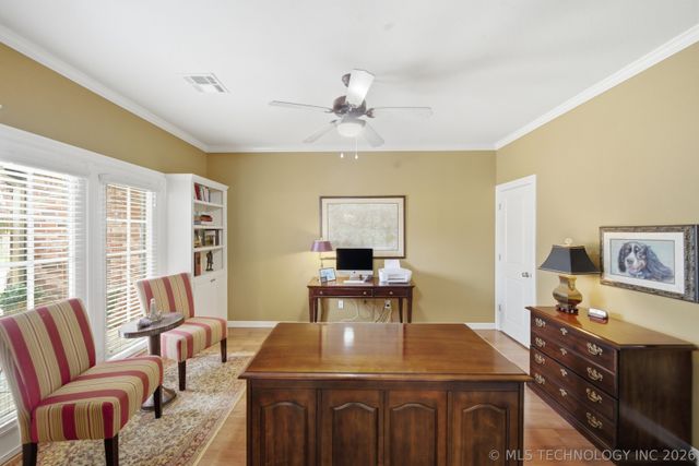 8806 E 110th Place, Tulsa, OK 74133