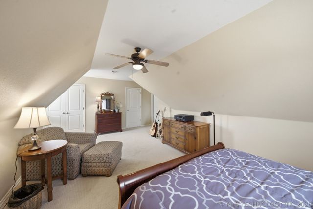 8806 E 110th Place, Tulsa, OK 74133