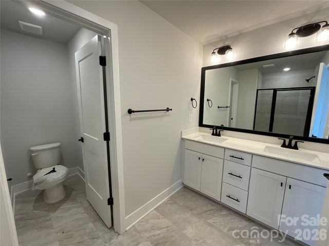 711 Pinecone Drive 26, Gastonia, NC 28056