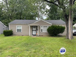 9721 Vickie Place, St Louis, MO 63136
