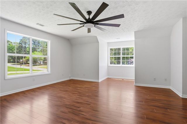 7318 Coral Lake Drive, Flowery Branch, GA 30542
