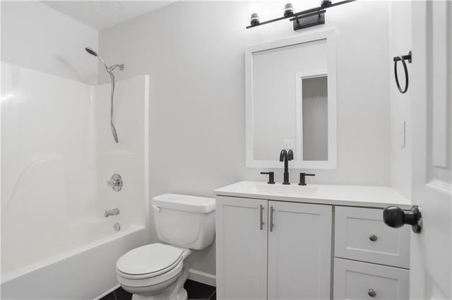 7318 Coral Lake Drive, Flowery Branch, GA 30542