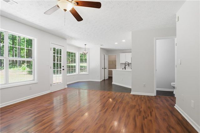 7318 Coral Lake Drive, Flowery Branch, GA 30542